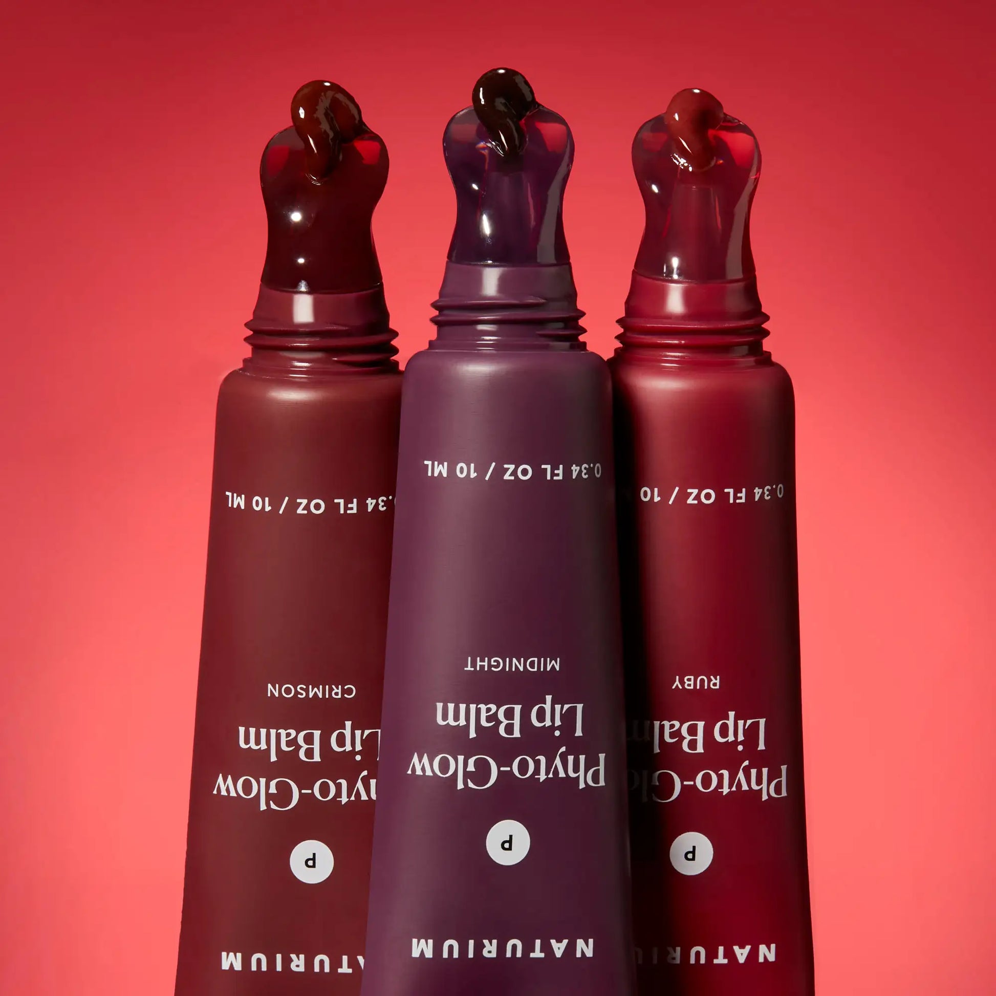 phyto-glow-lip-balm-crimson-z3 phytoglow-moody_6357-crop_1_e73a7054-8061-4f72-8a58-c0111f6fcffa.webp